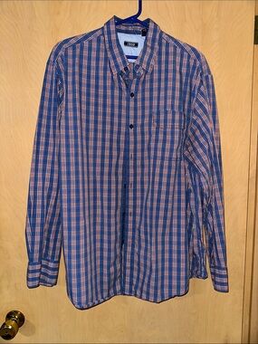 Men’s Izod long sleeve button down shirt